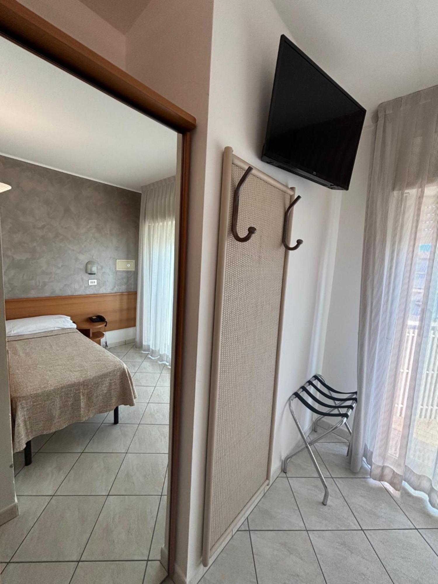 Abahotel Milano Marittima Buitenkant foto